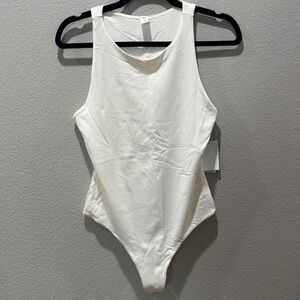 🤍 NWT BP. White Ribbed Bodysuit – Size M 🤍